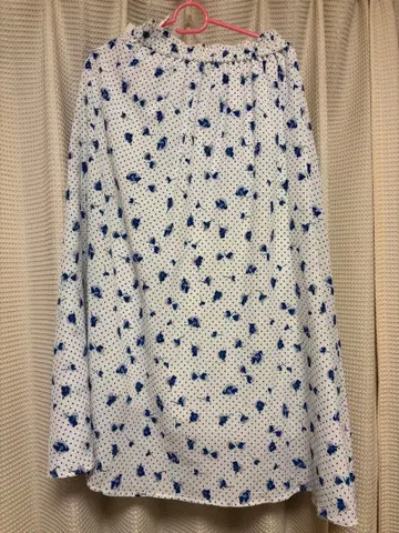 꽃무늬 긴팔 플레어 스커트 XS 사이즈