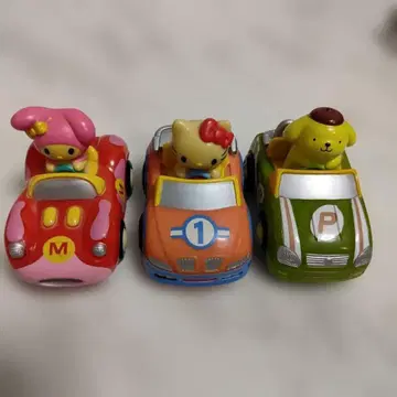 산리오 헬로키티 폼폼푸딩 마이멜로디 풀백카