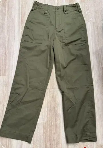 새상품급 언그리드 페인터 팬츠 카키