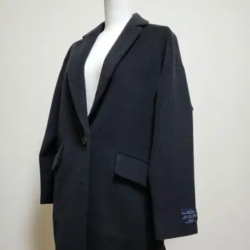 어반 리서치 체스터 코트 IN.TES.PRA 원단 울 혼방 블랙