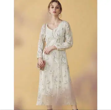 꽃무늬 스나이델 원피스 몇 회 착용