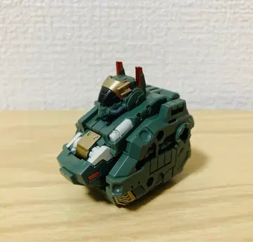 다이아클론: 호크 버설터 <우주 해병대>/보렛 코어만