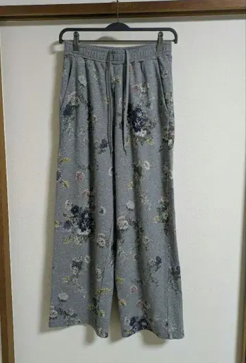 슈퍼 하카 와이드 팬츠 택 포함