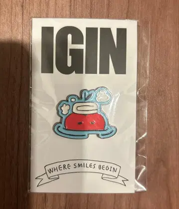 IGIN 팝업 크리스마스 핀 배지 BTS JIN