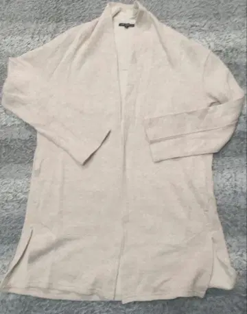 23구 베이지 가디건 사이즈 38