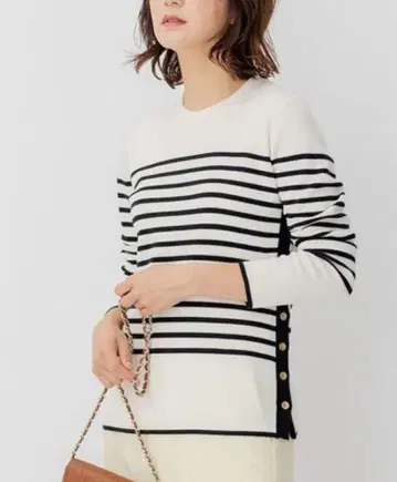 23구 울 블렌드 보더 니트