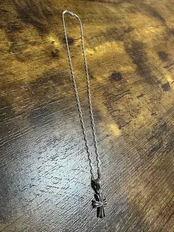 실버 크로스 펜던트 목걸이