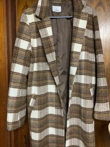 EGOIST 체크 무늬 롱 코트 브라운 화이트