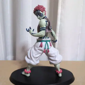 아카자 피규어 상자 없음