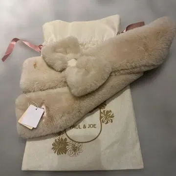 [ 새상품, 미사용 ] PAUL&JOE 인조 모피 리본 머플러 베이지