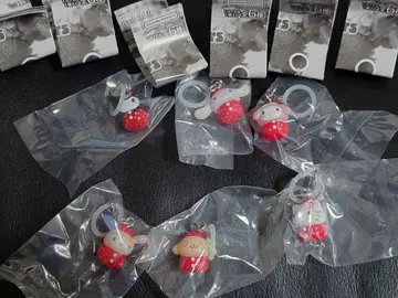 산리오 캐릭터즈 딸기 표시 액세서리 컴프 세트