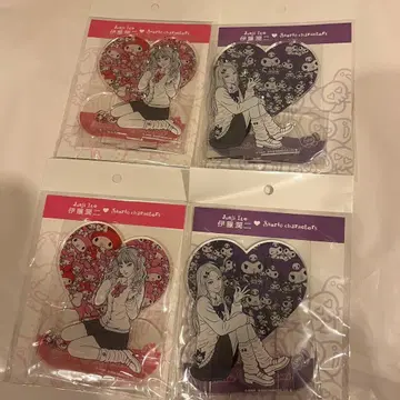 이토 준지 x 산리오 캐릭터즈 토미에 아크릴 스탠드 2종 4점 세트