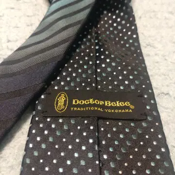 닥터 발러 넥타이