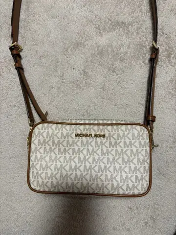 MICHAEL KORS MK 로고 숄더백