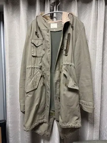 Carlette 베이지 모즈 코트