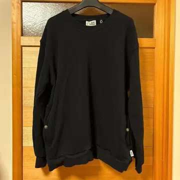 짐마스터 사이드 포켓 맨투맨 블랙