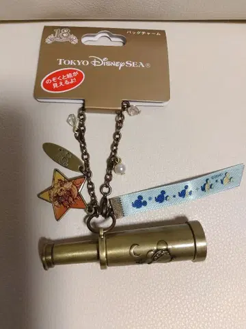 도쿄디즈니씨 18주년 미키 메달 포함 키링 정가 1500엔