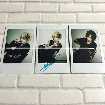 JILUKA Zyean Ricko 폴라로이드 (Z 사인 포함)