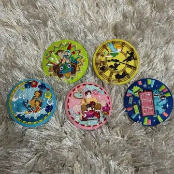 [ 24시간 이내 발송 가능 ] 디즈니 자수 캔뱃지