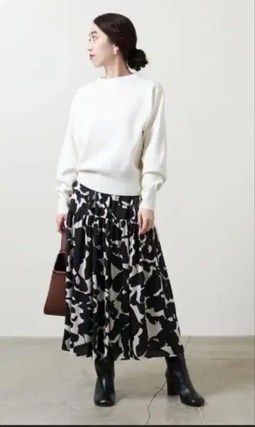 UNITED ARROWS 새틴 프린트 캉캉 스커트 34