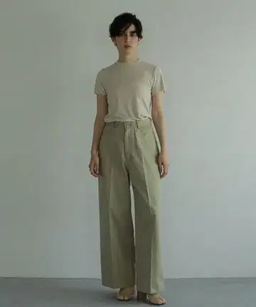 미사용 새상품 ETRE TOKYO 트윌 와이드 팬츠 M