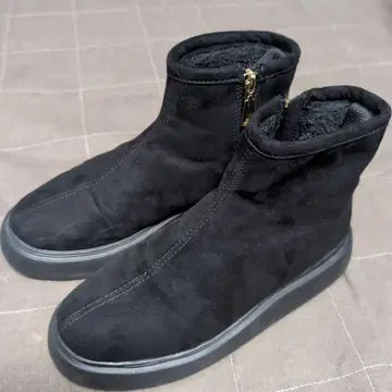 H&M 블랙 어그 부츠 지퍼 포함