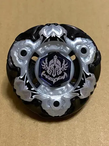 메탈 파이트 베이블레이드 그래비티 페르세우스 화이트 나이트 스태미너ver