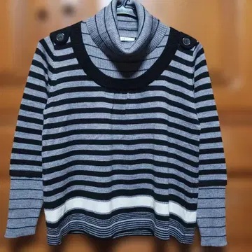 스트라이프 터틀넥 니트 M