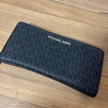 MICHAEL KORS 블랙 장지갑