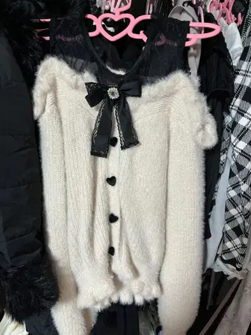 LIZLISA 리즈리사 레이어드 스타일 어깨 트임 니트 핑크