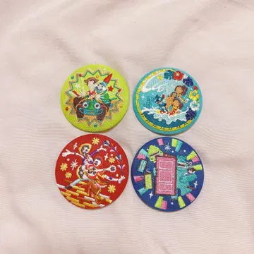 디즈니 자수 캔뱃지 2종 4개 묶음 판매