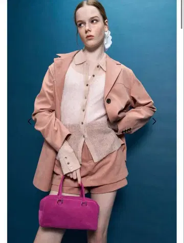 THETOE 피레우스 쇼트 팬츠, 스웨이드 재킷