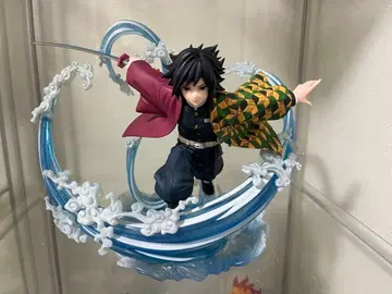 토미오카 기유 1/8 스케일 피규어