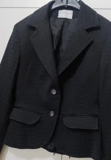 이탈리아 모노그램 이탈리안 모노그램 블랙 자켓