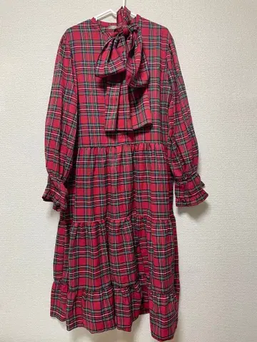 쿠티르와 레트로 kutir 2Way 빅 보타이 티어드 원피스