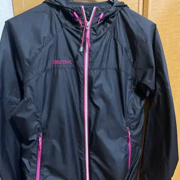 Marmot 후드 부착 마운틴 파카 블랙