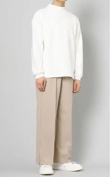 ATTACHMENT 어태치먼트 개버딘 와이드 트랙 트라우저