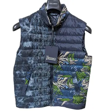택 포함 새상품 Herno 다운 베스트 트로피컬 보태니컬 무늬