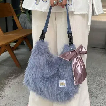 HELLO.SANFRANCISCO 리본 참 포함 멀티 WAY 퍼 BAG