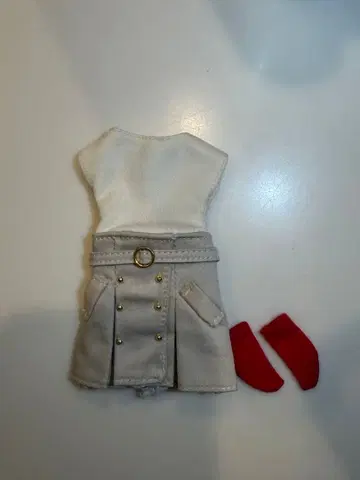 리틀팩토리 박스 플리츠 원피스 리카짱 캐슬