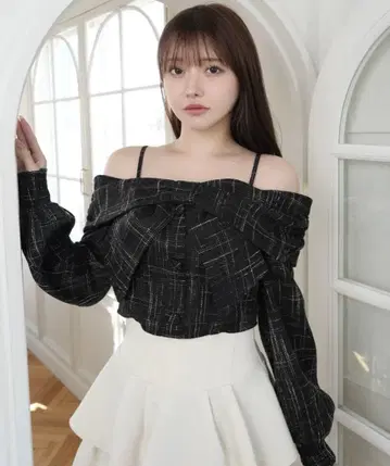 LIP SERVICE 리본 오프숄더 롱 슬리브 상의