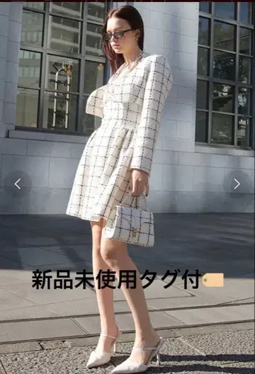 새상품급 에이미이스트월 체크 무늬 트위드 원피스, 자켓 셋업