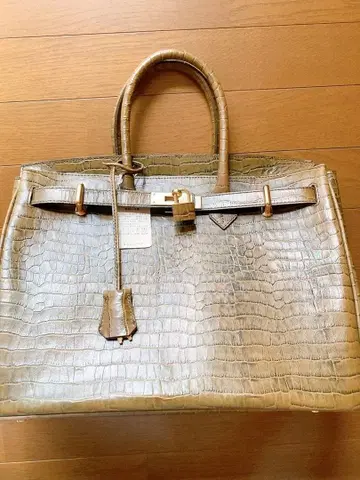 카네코 이사오 소가죽 악어 무늬 가죽 가방 대 카키