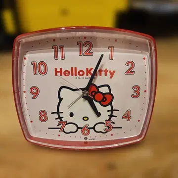 쇼와 레트로 헬로키티 캐릭터 시계 빨간색