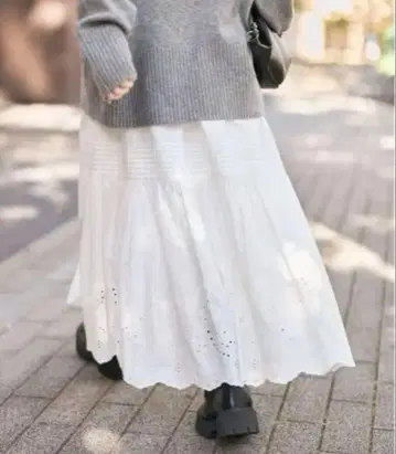 spick and span 자수 스커트 화이트 미사용 새상품 36