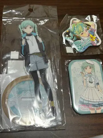 오니즈카 토마리 아크릴 스탠드 캔뱃지