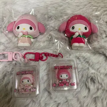 산리오 캐릭터즈 시크릿 마그넷과 키링