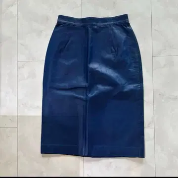 가죽 파란색 타이트 스커트 무릎 기장