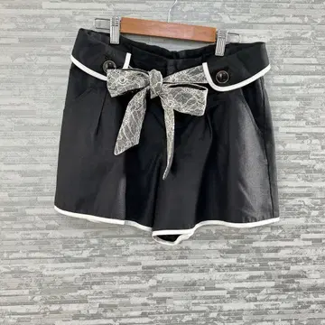 디어 프린세스 레이스 리본 숏팬츠 블랙 화이트 파이핑