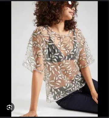 컨디션 최상 MUNTHE 문테 비즈 스팽글 블라우스